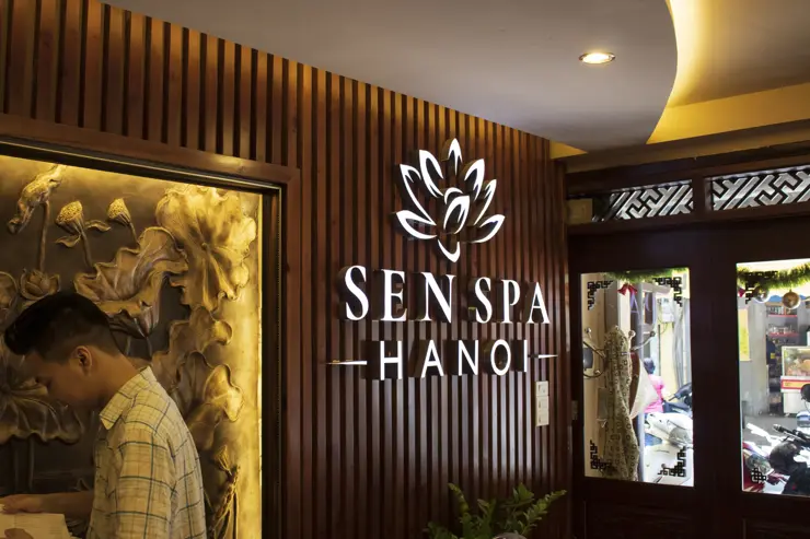 베트남 하노이 여행 ep2 첫째날 일정 (센스파, 분보남보, 성요셉 성당, 콩카페, 문묘, 기찻길 마을, 슬리핑 버스)