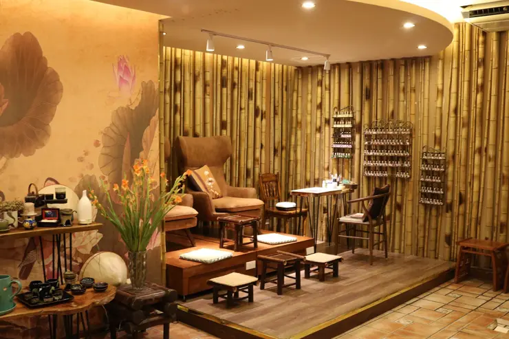 베트남 하노이 여행 ep2 첫째날 일정 (센스파, 분보남보, 성요셉 성당, 콩카페, 문묘, 기찻길 마을, 슬리핑 버스)