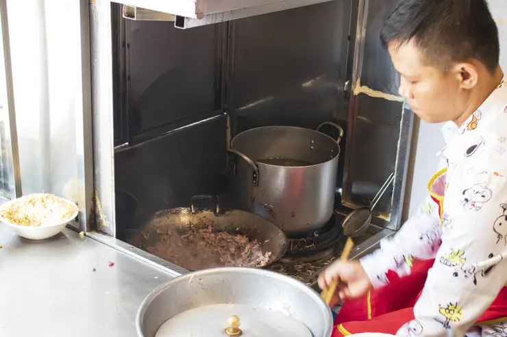 베트남 하노이 여행 ep2 첫째날 일정 (센스파, 분보남보, 성요셉 성당, 콩카페, 문묘, 기찻길 마을, 슬리핑 버스)