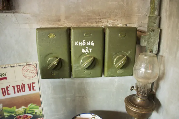 베트남 하노이 여행 ep2 첫째날 일정 (센스파, 분보남보, 성요셉 성당, 콩카페, 문묘, 기찻길 마을, 슬리핑 버스)