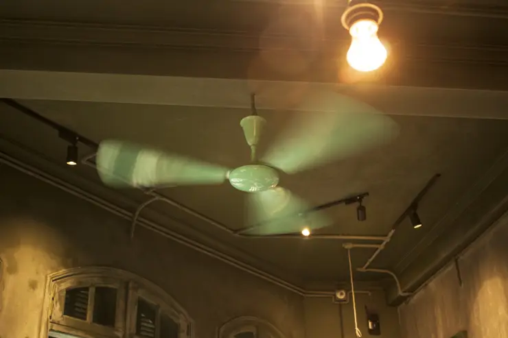 베트남 하노이 여행 ep2 첫째날 일정 (센스파, 분보남보, 성요셉 성당, 콩카페, 문묘, 기찻길 마을, 슬리핑 버스)