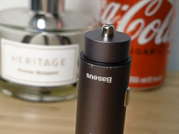 자동차 시거잭 Baseus BS-01 블루투스 FM 트랜스미터 MP3플레이어 USB 고속 충전기