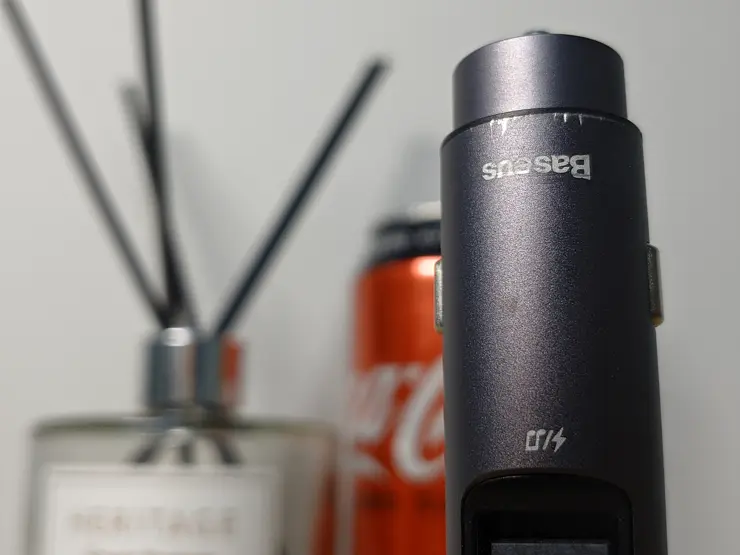 자동차 시거잭 Baseus BS-01 블루투스 FM 트랜스미터 MP3플레이어 USB 고속 충전기