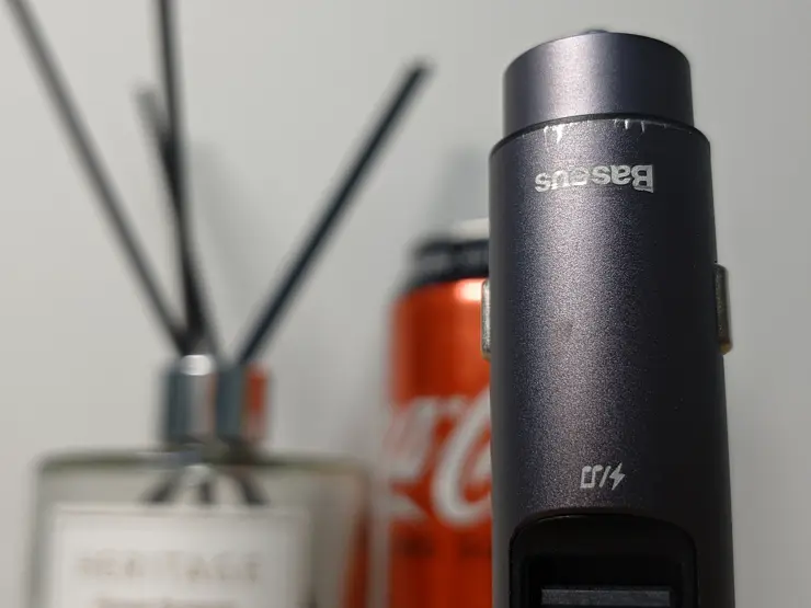 자동차 시거잭 Baseus BS-01 블루투스 FM 트랜스미터 MP3플레이어 USB 고속 충전기