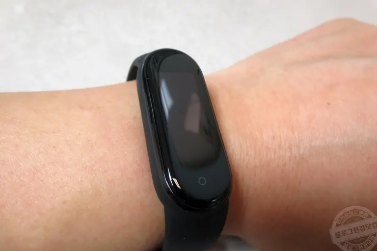 샤오미 미밴드5 글로벌 일반버전(XMSH10HM) 직구 내돈내산 리뷰