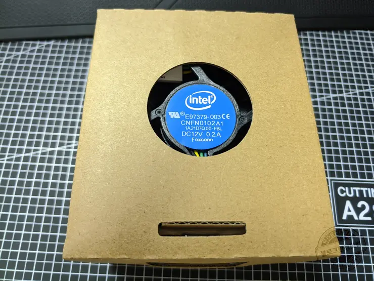 CPU 업그레이드 i3-8100에서 i7-9700 (HP 590-p0033w)