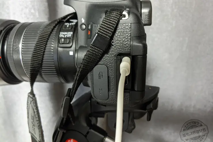 캐논 DSLR 미러리스 카메라 웹캠으로 사용하는 법 (EOS 웹캠 유틸리티 정식 출시)