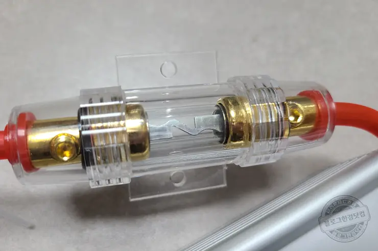 연식 오래된 자동차 슈퍼캐패시터 16V83F 로 성능 향상 시키기 알리익스프레스 수령 및 설치 실패기