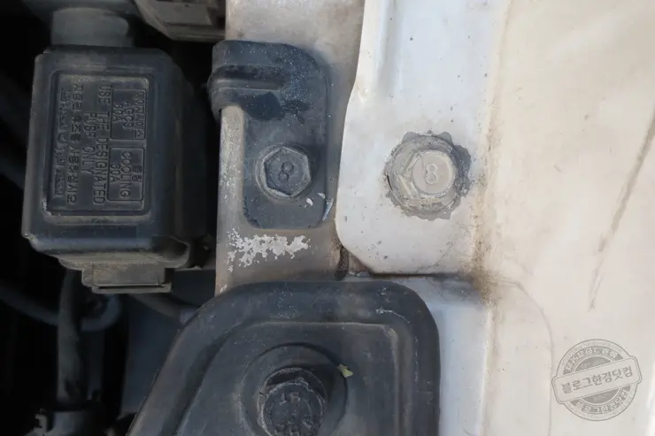 연식 오래된 자동차 슈퍼캐패시터 16V83F 로 성능 향상 시키기 알리익스프레스 수령 및 설치 실패기