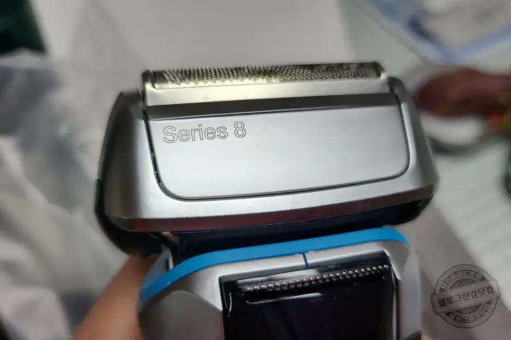 브라운 전기면도기 시리즈 8-8370cc 내돈내산 직구 수령기