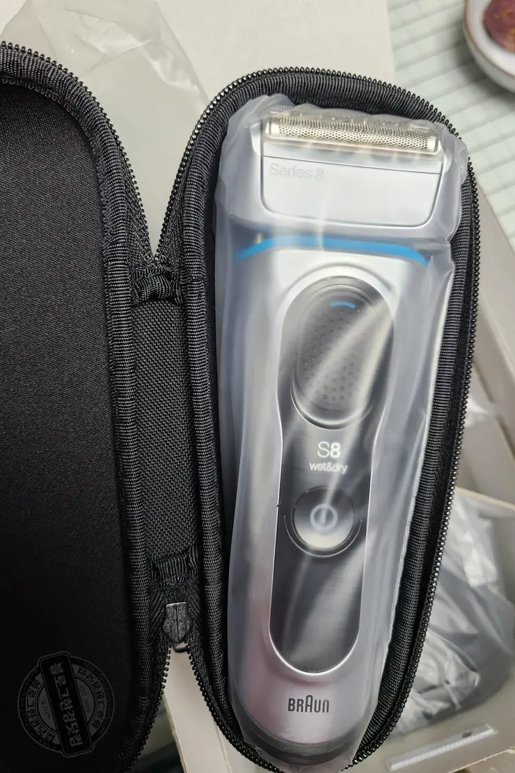 브라운 전기면도기 시리즈 8-8370cc 내돈내산 직구 수령기