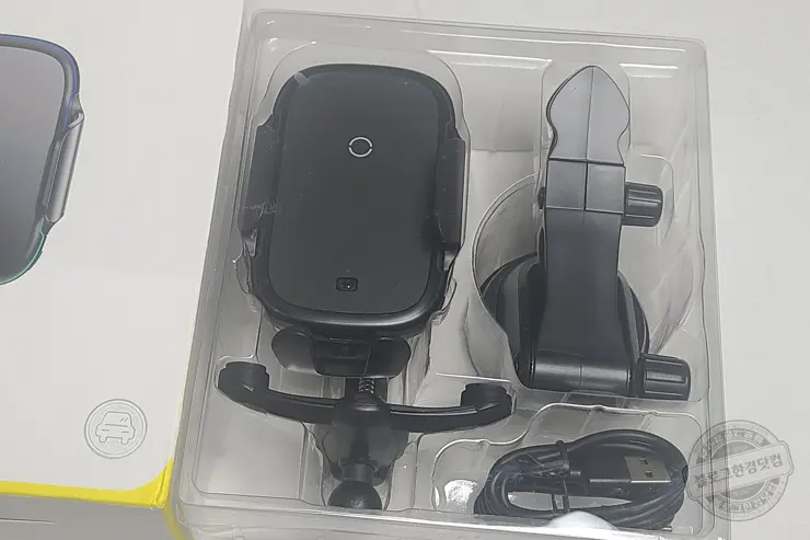 Baseus 자동차 고속 무선충전기 Baseus 15W Light Electric Holder Wireless Charger 알리익스프레스 내돈내산 구매후기