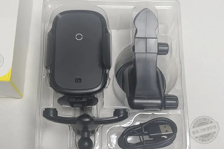 Baseus 자동차 고속 무선충전기 Baseus 15W Light Electric Holder Wireless Charger 알리익스프레스 내돈내산 구매후기