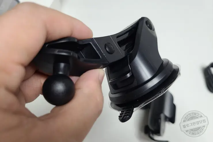 Baseus 자동차 고속 무선충전기 Baseus 15W Light Electric Holder Wireless Charger 알리익스프레스 내돈내산 구매후기