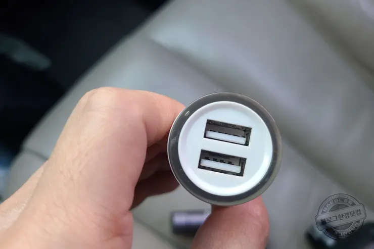 Baseus 자동차 고속 무선충전기 Baseus 15W Light Electric Holder Wireless Charger 알리익스프레스 내돈내산 구매후기