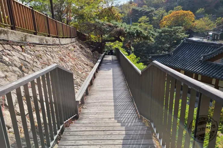 서울 종로구 부암동 가을 나들이 청운도서관, 윤동주문학관, 부암동돈가스