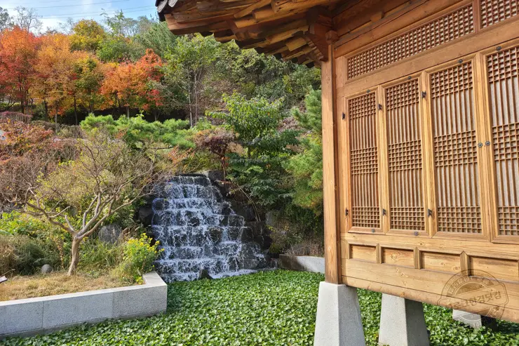 서울 종로구 부암동 가을 나들이 청운도서관, 윤동주문학관, 부암동돈가스