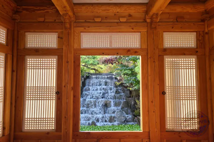 서울 종로구 부암동 가을 나들이 청운도서관, 윤동주문학관, 부암동돈가스