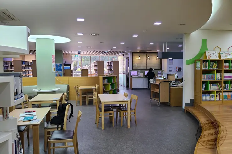 서울 종로구 부암동 가을 나들이 청운도서관, 윤동주문학관, 부암동돈가스