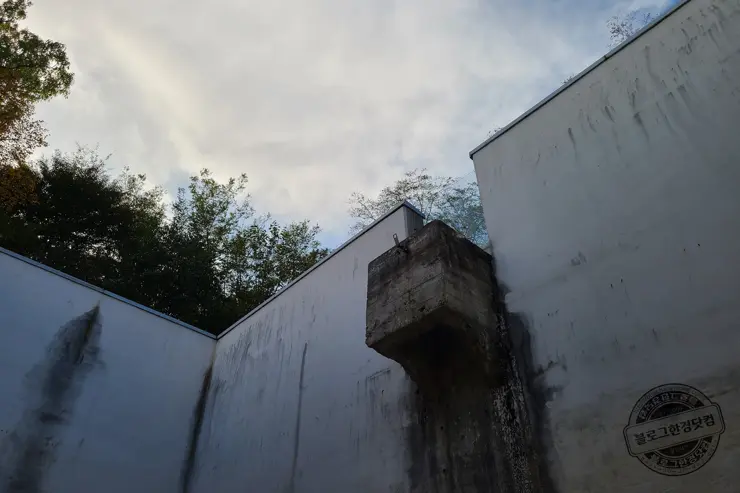 서울 종로구 부암동 가을 나들이 청운도서관, 윤동주문학관, 부암동돈가스