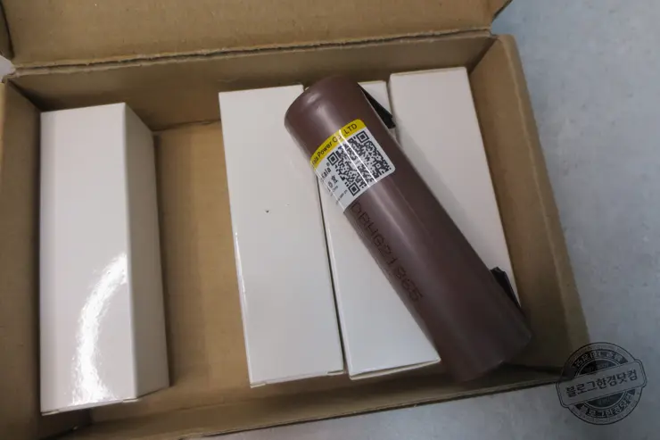 블랙앤데커 호루라기 무선청소기(BDH2000PL) HG2 18650배터리 셀프 교체