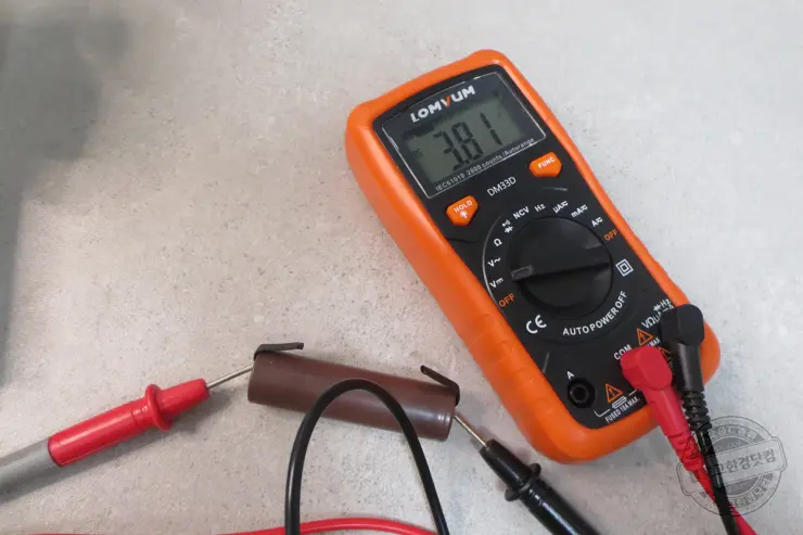 블랙앤데커 호루라기 무선청소기(BDH2000PL) HG2 18650배터리 셀프 교체