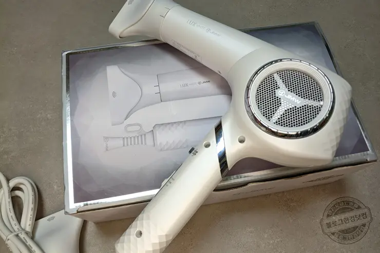 JMW Lux White 접이식 헤어드라이기 MF6002B 1700W BLDC 모터 내돈내산
