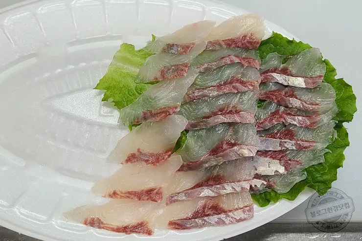 충남 홍성 남당항 새조개 겨울철 별미 제철음식 (ft. 동백회수산 )