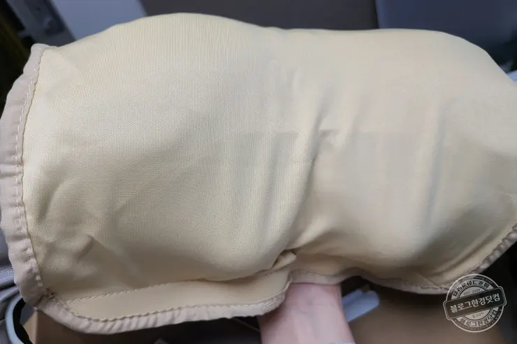 휴플러스 3D 텐션 목 어깨 무선안마기 HPM-5800 언박싱 및 구매후기 내돈내산