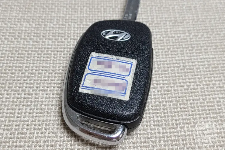 현대 쏘나타 뉴 라이즈 자동차키 배터리 교체 방법