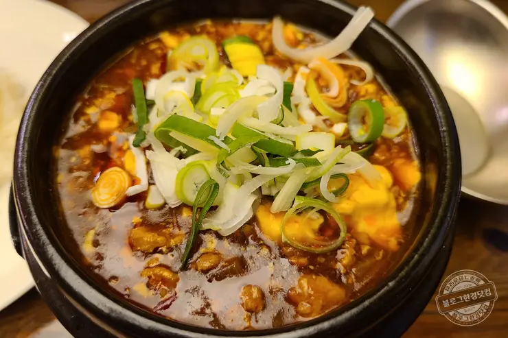 우육미엔 서울 한남동 이태원 3년 연속 미쉐린 선정 대만 음식 맛집 내돈내산