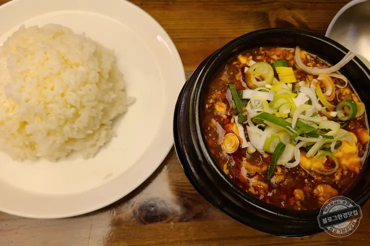 우육미엔 서울 한남동 이태원 3년 연속 미쉐린 선정 대만 음식 맛집 내돈내산