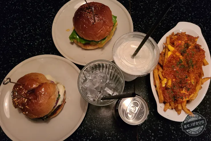 더백푸드트럭 미국식 오리지날 버거 해방촌 뷰맛집 맛있는녀석들 223회 방영 내돈내먹