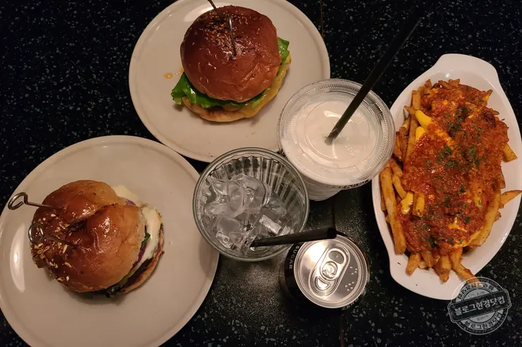 더백푸드트럭 미국식 오리지날 버거 해방촌 뷰맛집 맛있는녀석들 223회 방영 내돈내먹