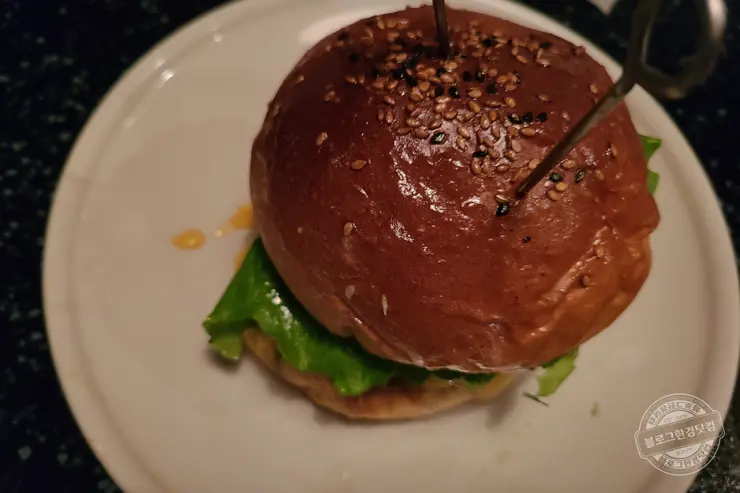 더백푸드트럭 미국식 오리지날 버거 해방촌 뷰맛집 맛있는녀석들 223회 방영 내돈내먹