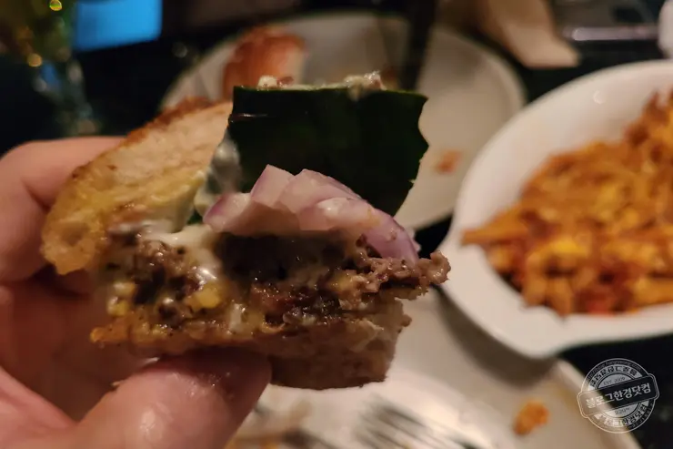 더백푸드트럭 미국식 오리지날 버거 해방촌 뷰맛집 맛있는녀석들 223회 방영 내돈내먹