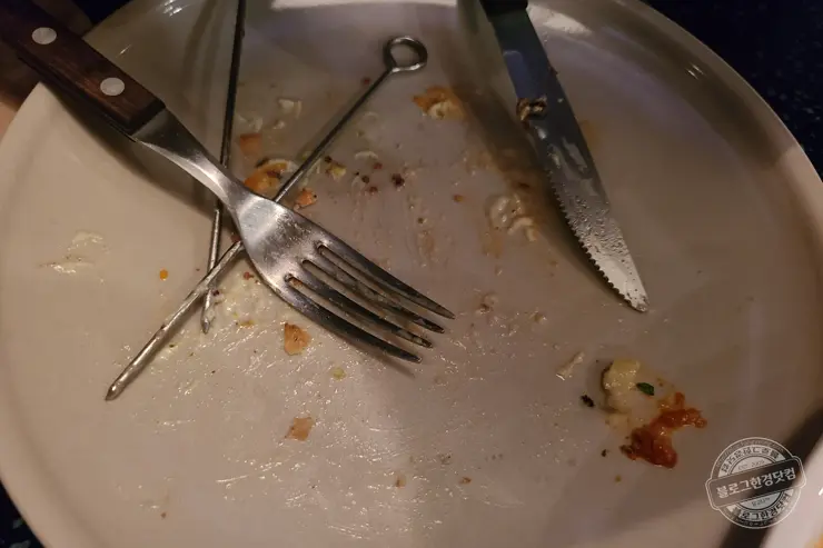 더백푸드트럭 미국식 오리지날 버거 해방촌 뷰맛집 맛있는녀석들 223회 방영 내돈내먹