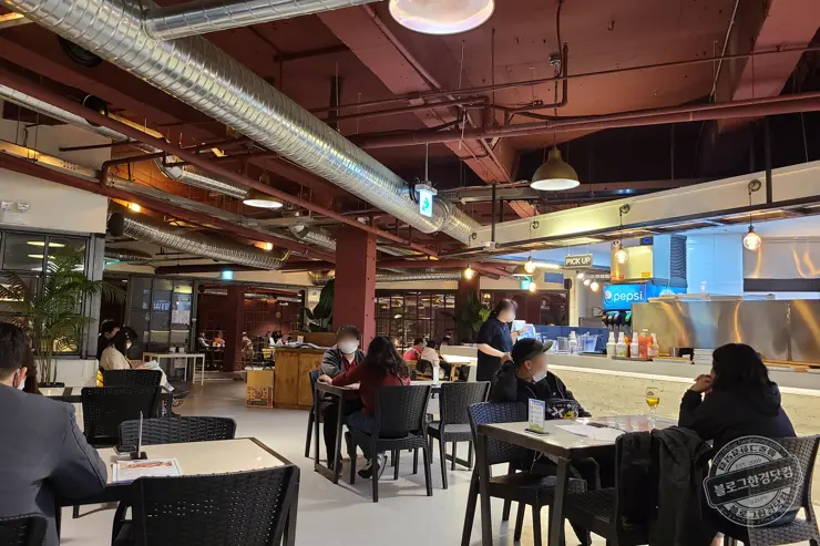 더보일러’s 미국식 바베큐 용산 BBQ 전문점 맛있는녀석들 320회 방영 “맛은 좋은데 서비스는 글쎄” 내돈내먹 후기