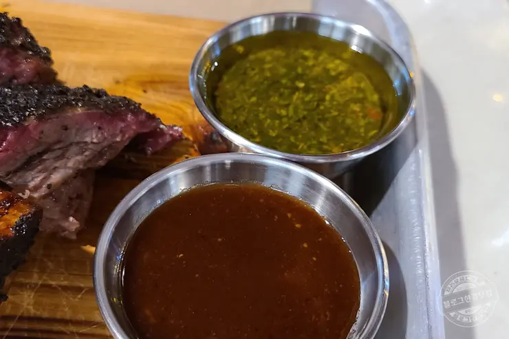 더보일러’s 미국식 바베큐 용산 BBQ 전문점 맛있는녀석들 320회 방영 “맛은 좋은데 서비스는 글쎄” 내돈내먹 후기