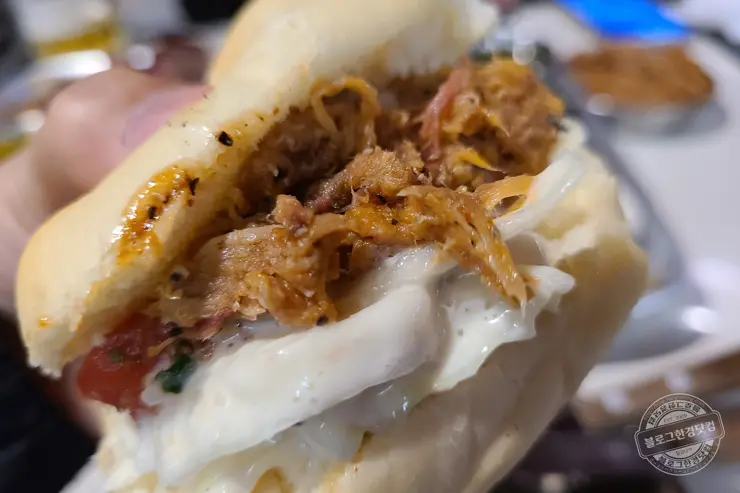 더보일러’s 미국식 바베큐 용산 BBQ 전문점 맛있는녀석들 320회 방영 “맛은 좋은데 서비스는 글쎄” 내돈내먹 후기