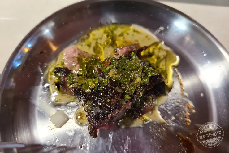 더보일러’s 미국식 바베큐 용산 BBQ 전문점 맛있는녀석들 320회 방영 “맛은 좋은데 서비스는 글쎄” 내돈내먹 후기