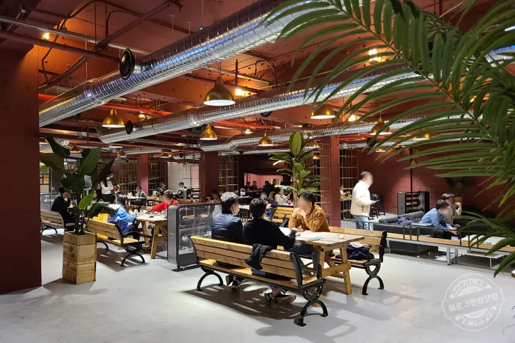 더보일러’s 미국식 바베큐 용산 BBQ 전문점 맛있는녀석들 320회 방영 “맛은 좋은데 서비스는 글쎄” 내돈내먹 후기