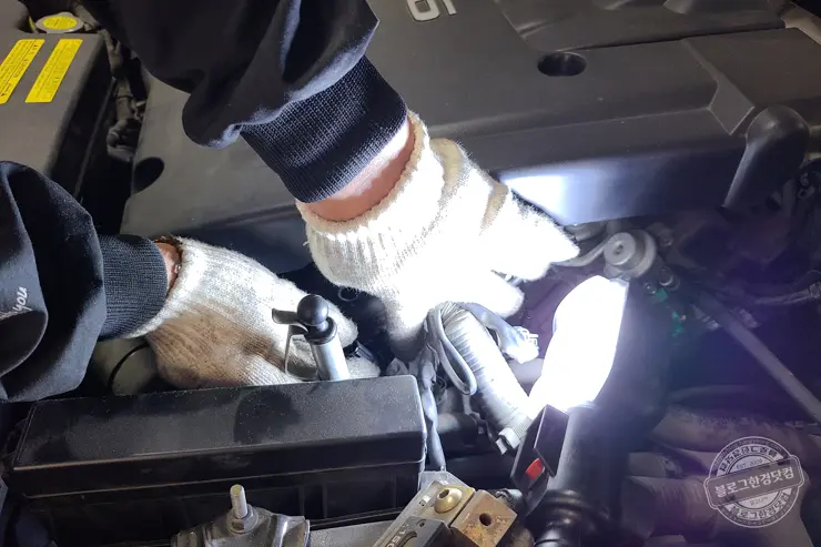 SM7 뉴아트 기어 5단 고정 문제 미션고장? 캠센서 교체로 해결