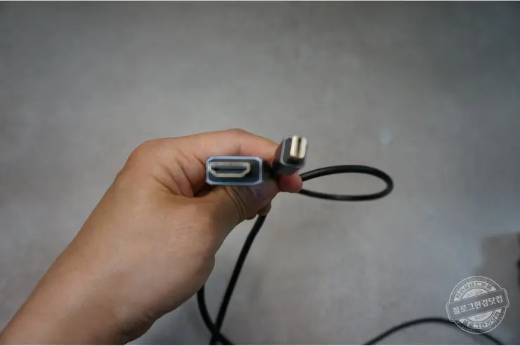 [코드웨이]Mini DP to HDMI 케이블 (4K UHD(3840X2160)/4K@60Hz/ Mini DP v1.4 to HDMIv2.0)