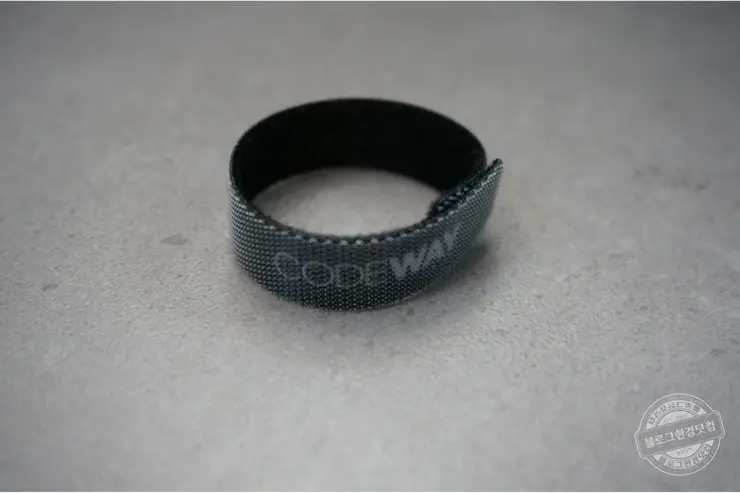 [코드웨이]Mini DP to HDMI 케이블 (4K UHD(3840X2160)/4K@60Hz/ Mini DP v1.4 to HDMIv2.0)