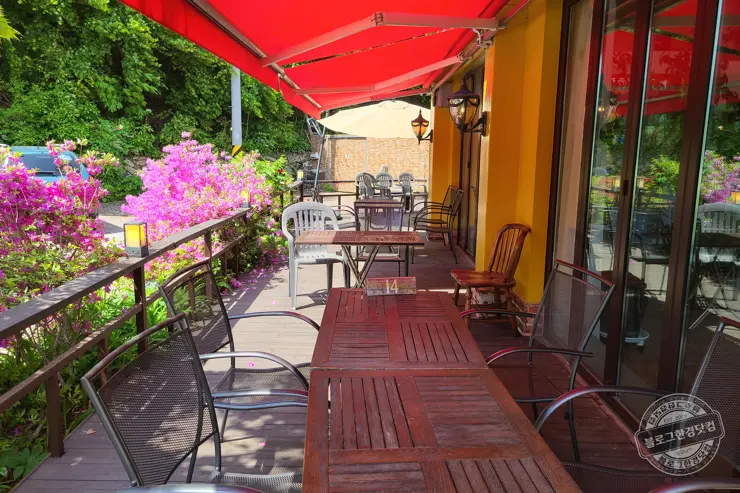 라모스버거 춘천 수제버거 추천 맛집 빵부터 패티 소스 까지 모든 걸 직접 손으로 내돈내먹