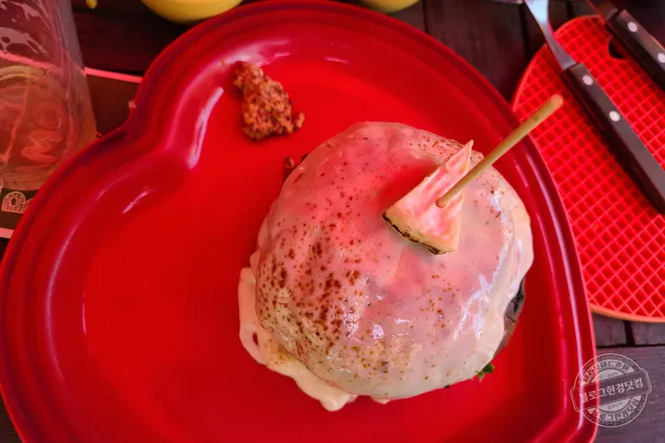 라모스버거 춘천 수제버거 추천 맛집 빵부터 패티 소스 까지 모든 걸 직접 손으로 내돈내먹