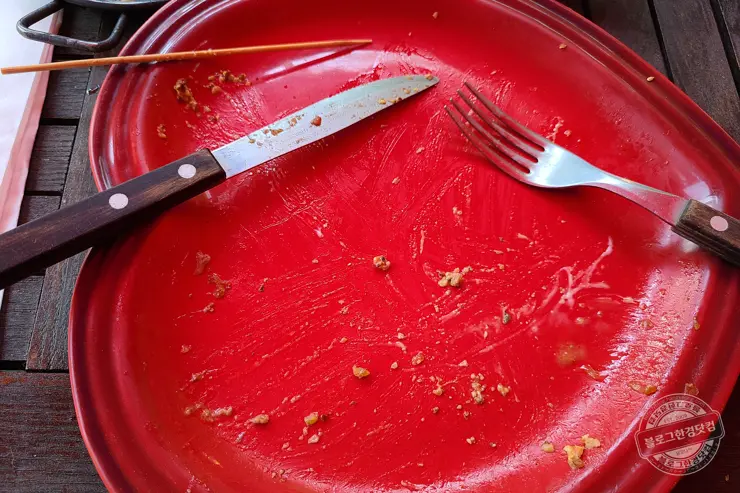 라모스버거 춘천 수제버거 추천 맛집 빵부터 패티 소스 까지 모든 걸 직접 손으로 내돈내먹