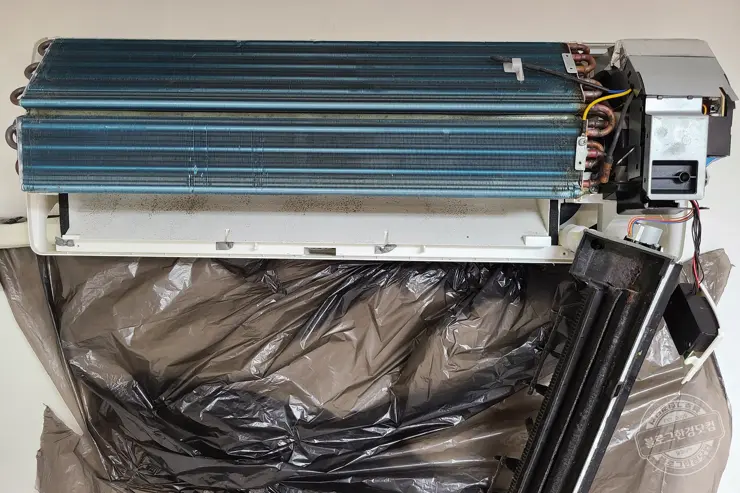 위니아 벽결이 에어컨 셀프 청소 블로워까지 곰팡이 제거  10만원 아낌