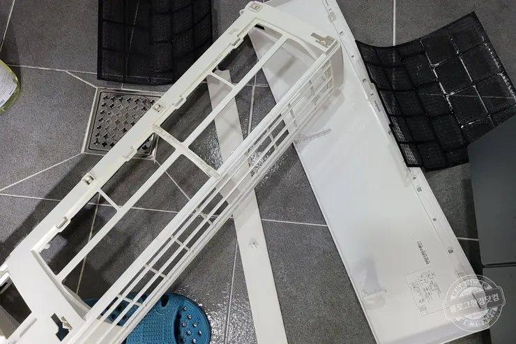 위니아 벽결이 에어컨 셀프 청소 블로워까지 곰팡이 제거  10만원 아낌